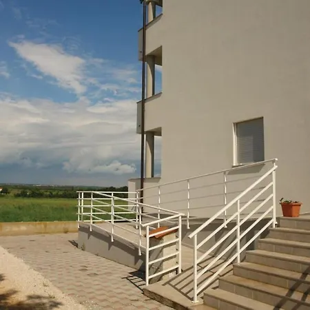 Simanic Apartment