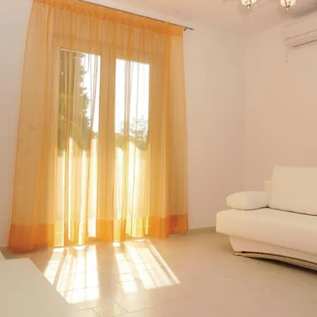 Apartment Simanic *